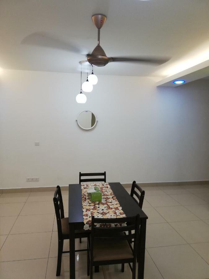 Ae Homestay Путраджая Экстерьер фото
